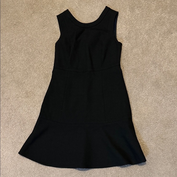 Vineyard Vines Dresses & Skirts - Vineyard Vines Black Sleeveless Dress